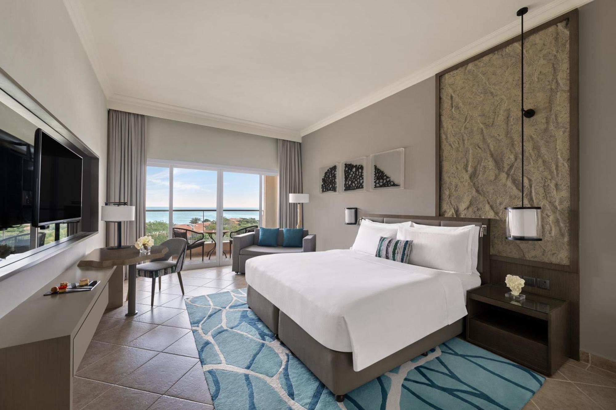 Fujairah Rotana Resort & Spa - Al Aqah Beach Exterior photo