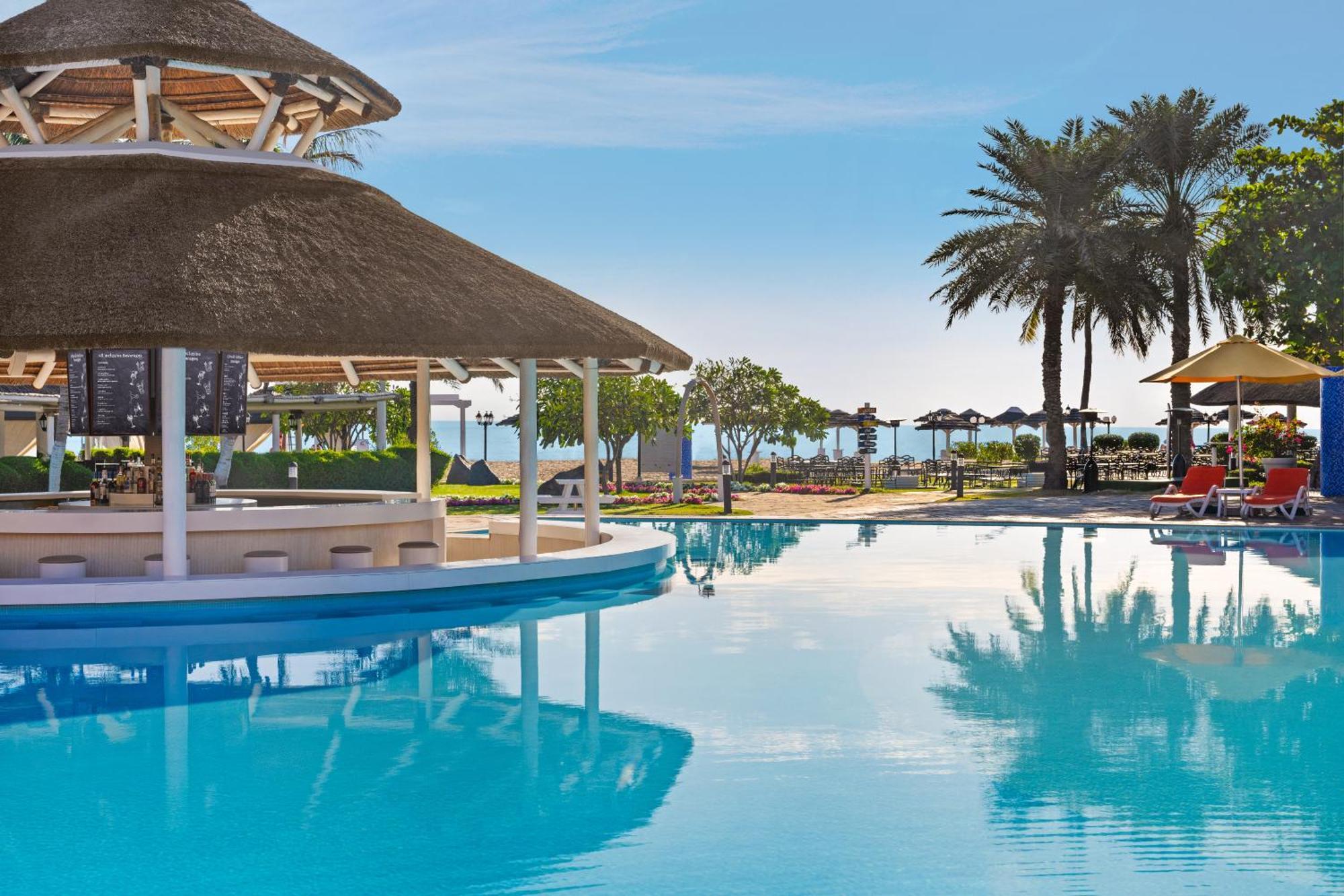 Fujairah Rotana Resort & Spa - Al Aqah Beach Exterior photo